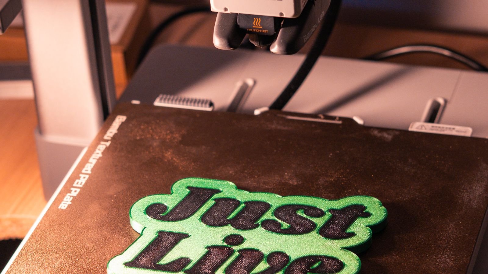 Como imprimir texto legível em peças 3D: fonte, tamanho e orientação