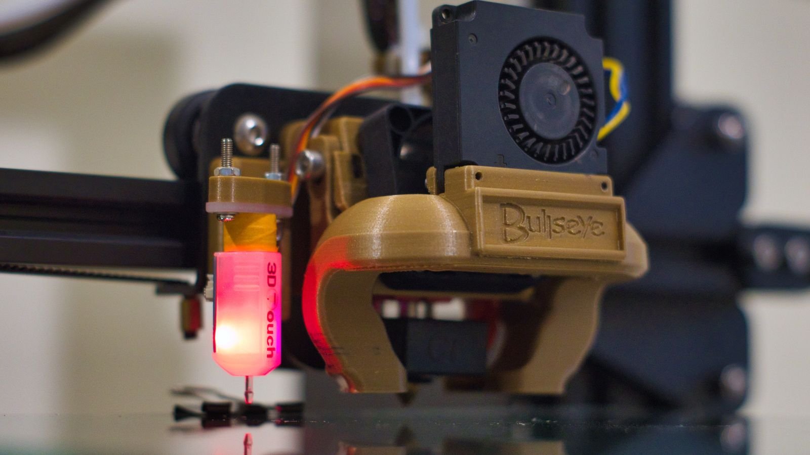 Primeira impressão 3D: passo a passo do preparo à retirada da peça