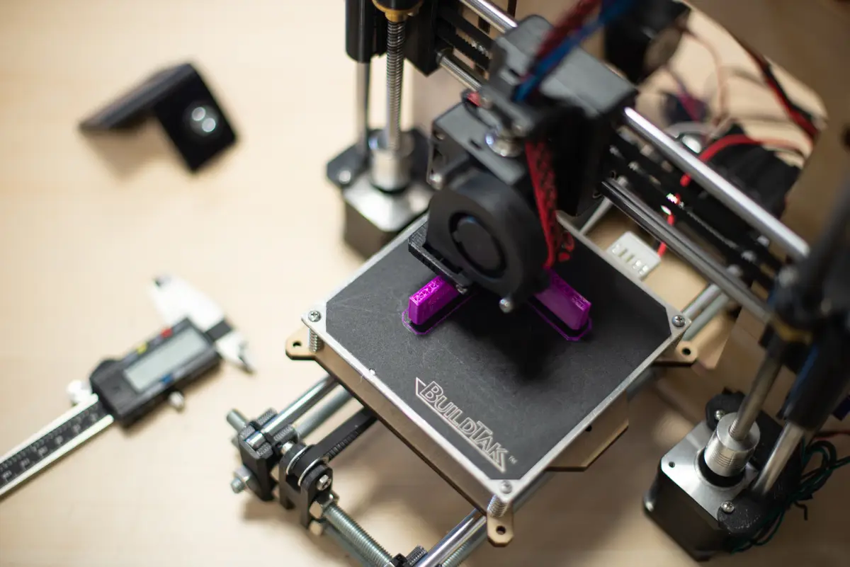 Filamento Nylon na impressão 3D: quando usar e como imprimir corretamente